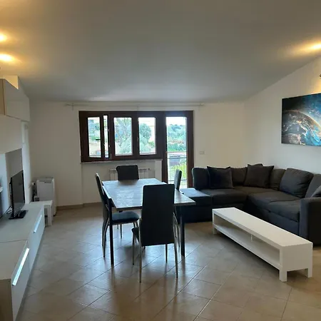 -il Rifugio Del Viaggiatore- Apartment Castel di Leva